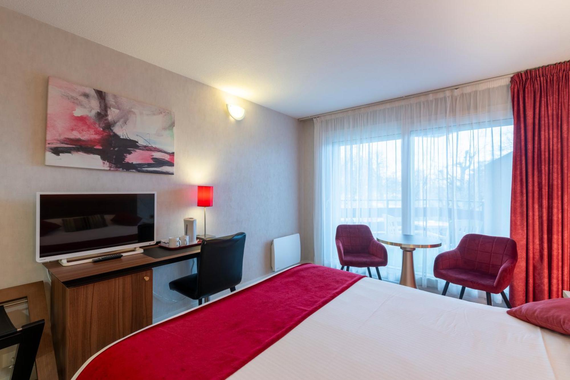 Logis Hotel Arc En Ciel トノン・レ・バン エクステリア 写真