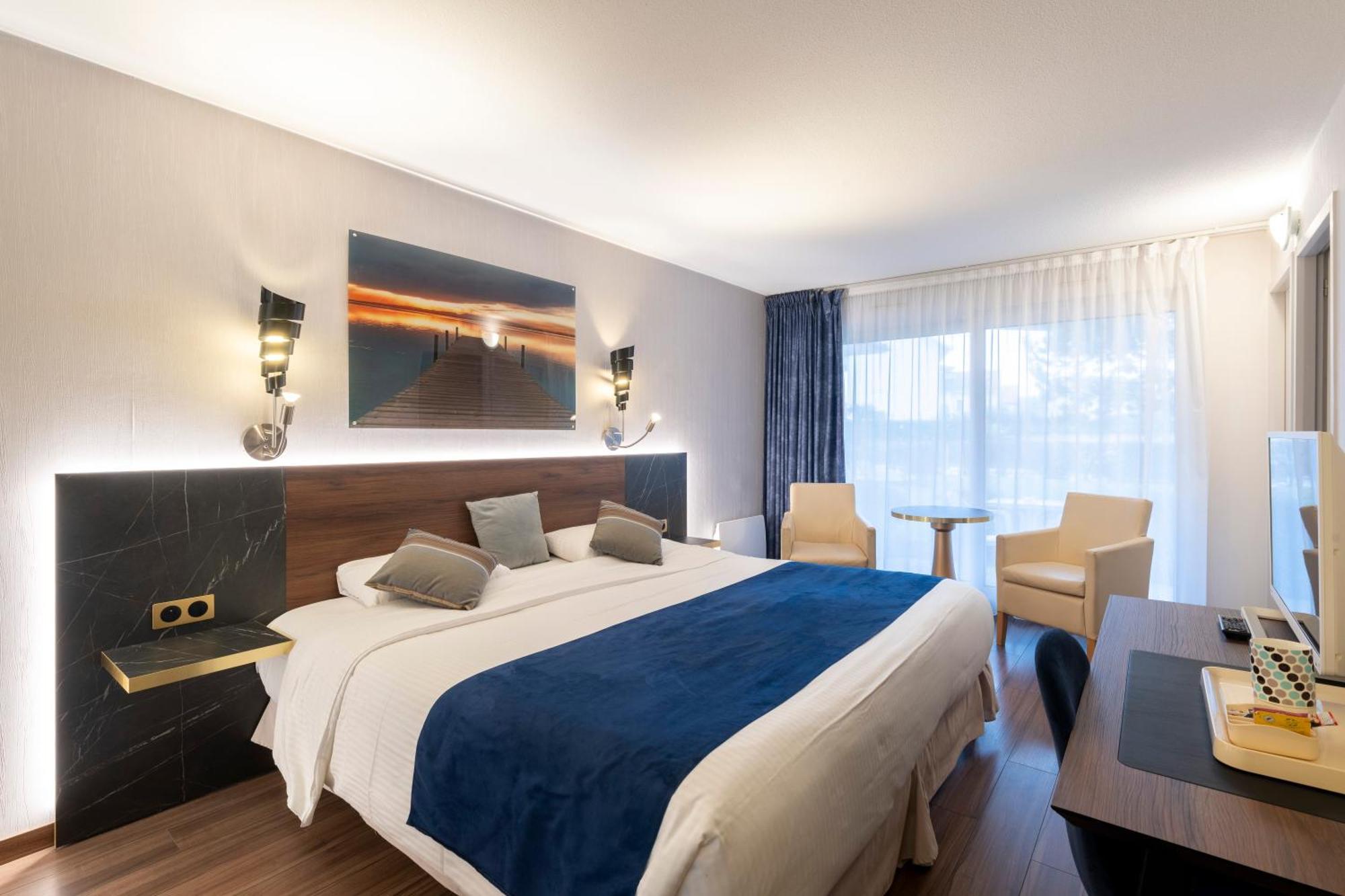 Logis Hotel Arc En Ciel トノン・レ・バン エクステリア 写真