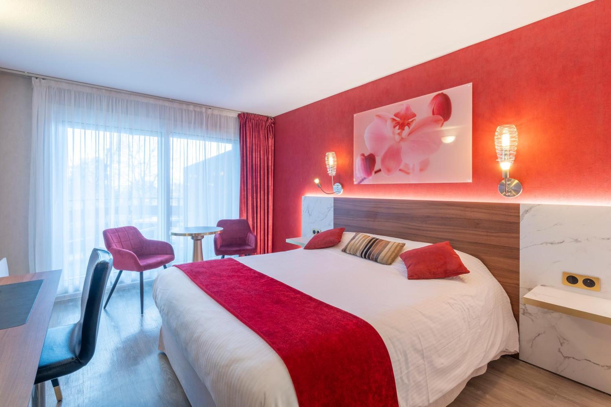 Logis Hotel Arc En Ciel トノン・レ・バン エクステリア 写真